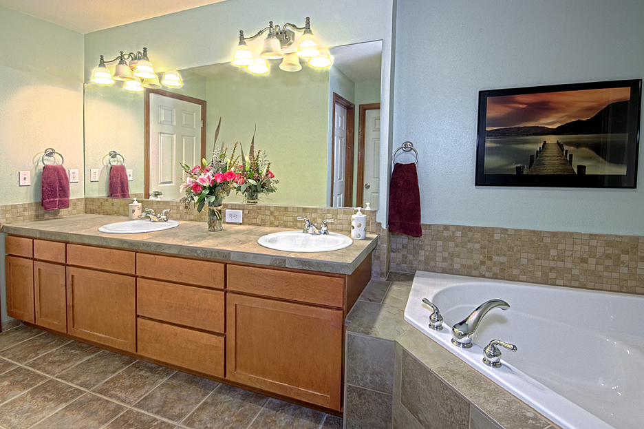 Reveal 95+ Awe-inspiring Do You Put Tile Under Bathroom Vanity With Many New Styles
